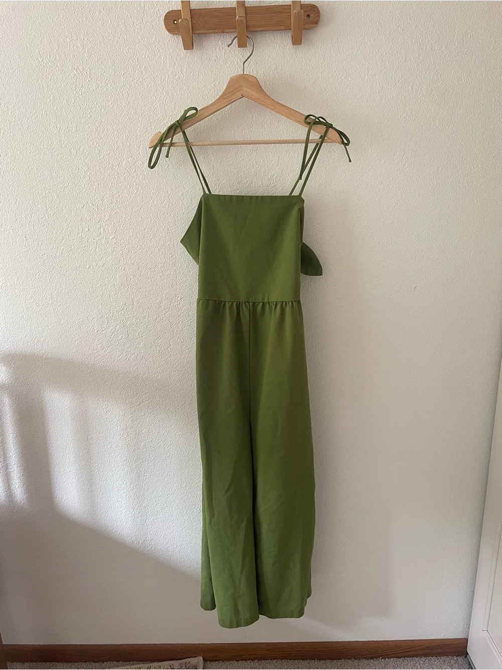 Monteau Los Angeles Women’s Green Wide Leg Tie Back Cropped Linen Jumpsuit SZ S - Picture 3 of 12